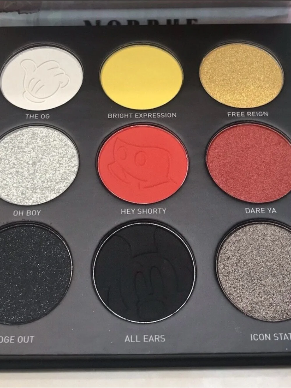 Morphe x Disney ~ ‘TRUTH BE TOLD’ ~ Disney & Friends Mini Artistry Palette ~ HTF